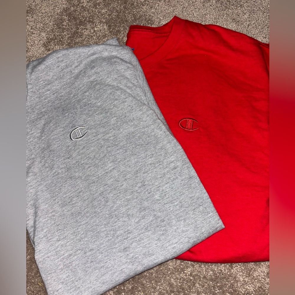 2 men’s size L Champion tshirts